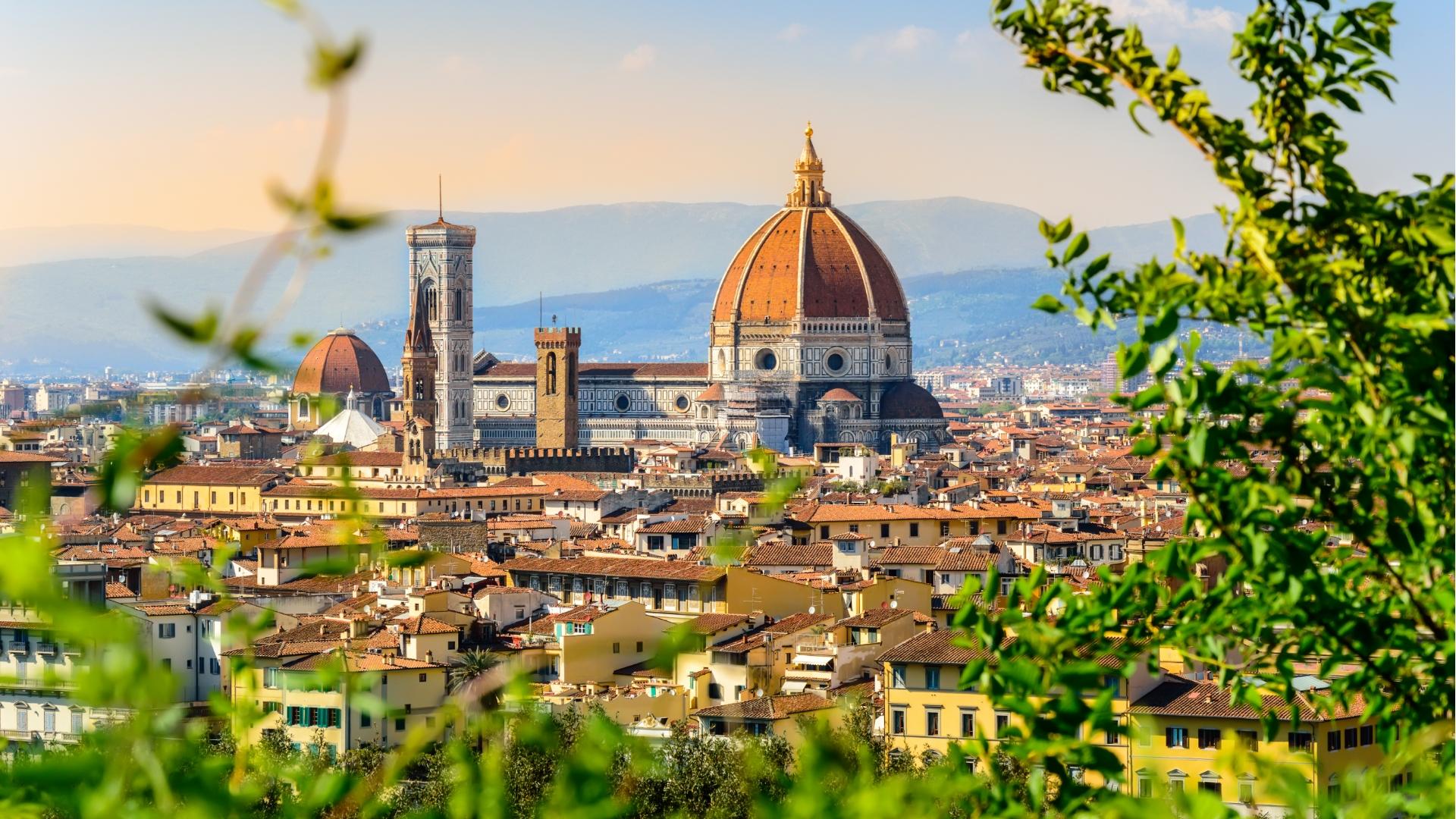 Vista panoramica di Firenze con il Duomo e il campanile di Giotto.
